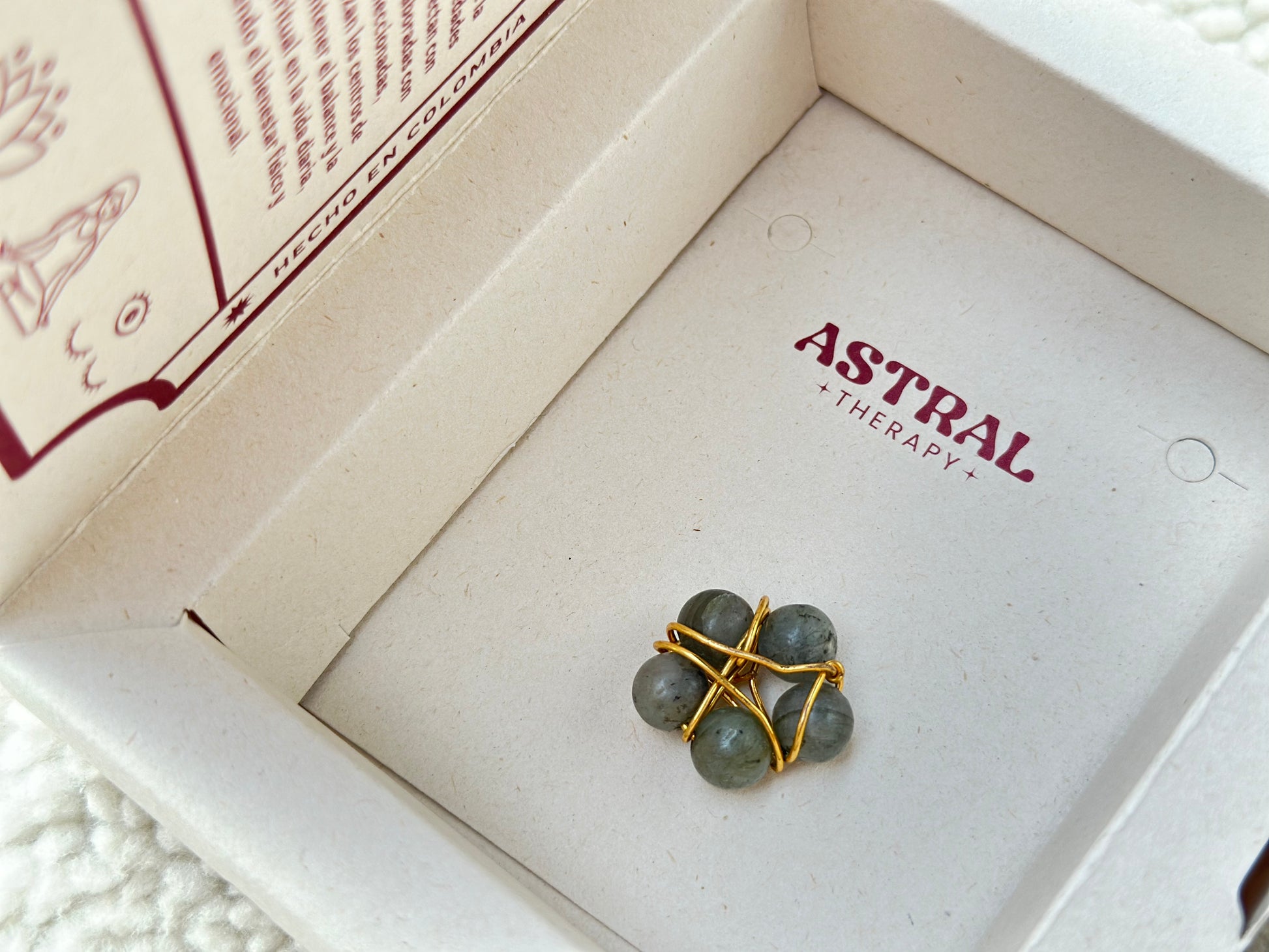 Amuletos, Collares y Dijes - Astral Therapy