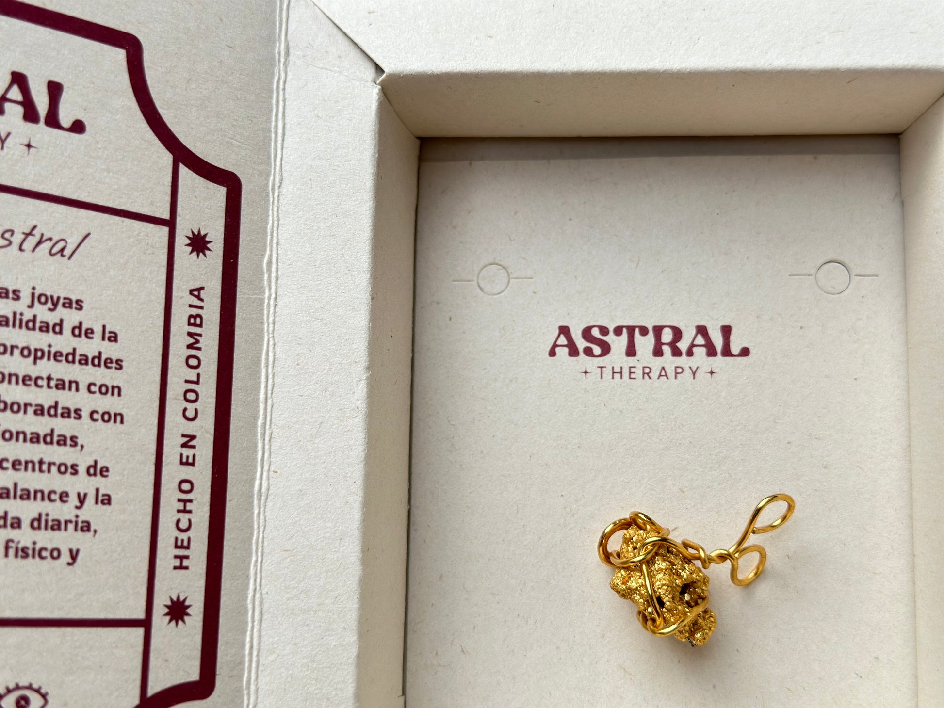 Cadenas en Pirita - Astral Therapy